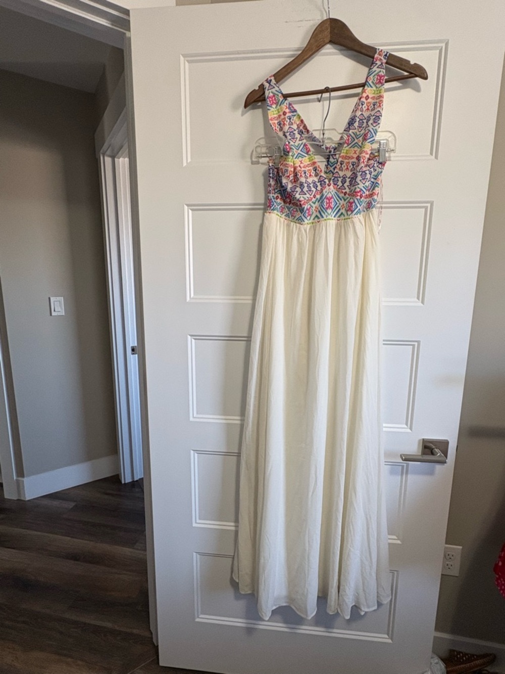 Flying Tomato Maxi Dress with Colorful Embroidered Bodice Sz Small